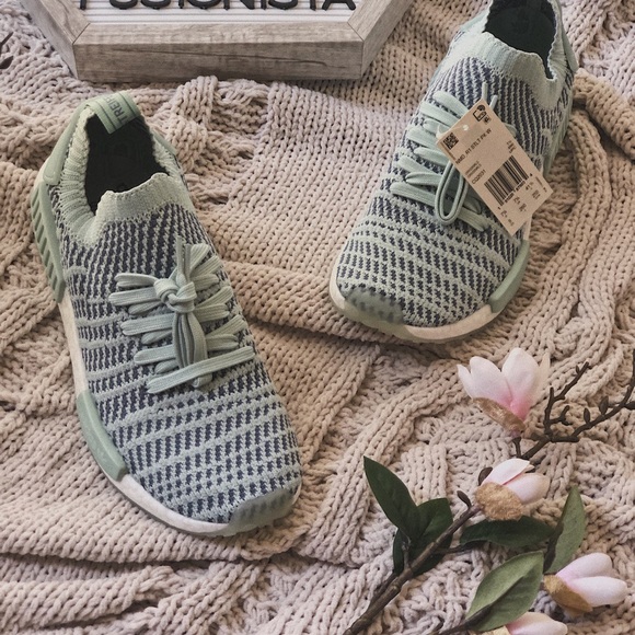 NWT 🍭 Cute Adidas NMD R1 STLT Baby Blue/White - Picture 6 of 11
